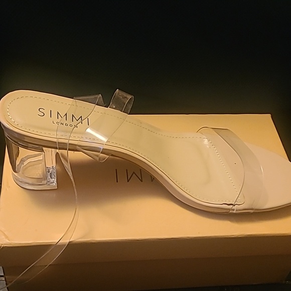 Nude or Clear Heels - Picture 2 of 5